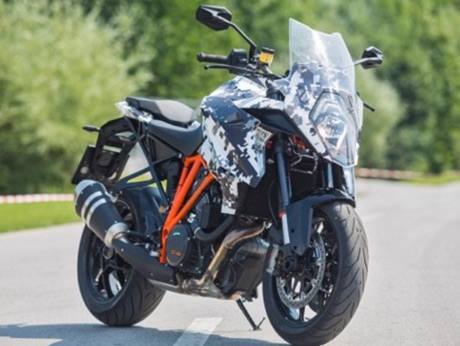 KTM 1290 Super Duke GT