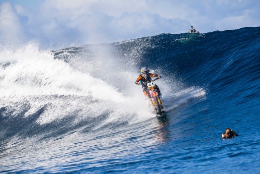 Robbie Maddison harbour