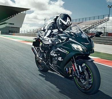 Kawasaki ZX-10R winter edition supercharged