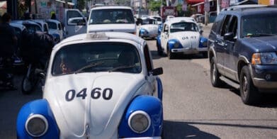 Taxi rank in Acapulco