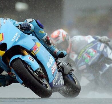 Wet weather riding Chris Vermeulen