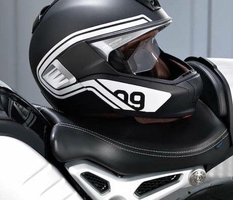BMW HUD smart helmet revolution
