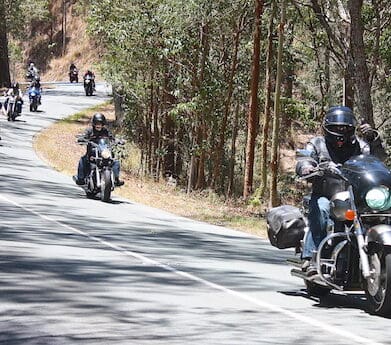 Riders on Mt Glorious pass over white lines synday ride restrictions