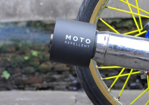 Motor Repellent mosquito repellent for motorcycle exhausts