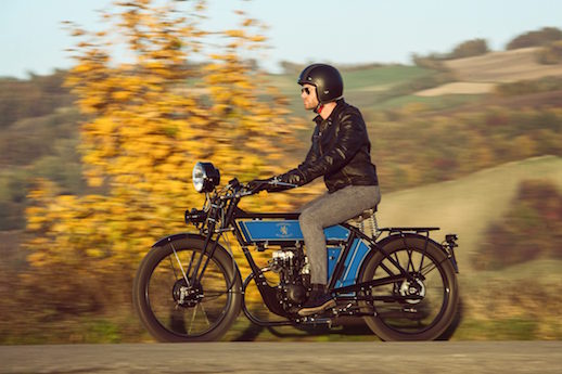 Modern retro flat tank motorcycle webBikeWorld