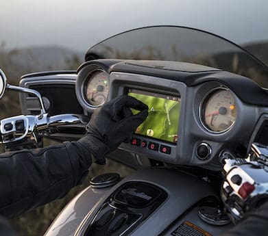 2017 Indian Roadmaster Ride Command infotainment system