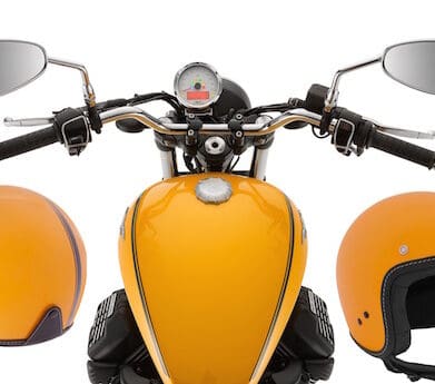 Moto Guzzi V9 Roamer and matching jet helmet