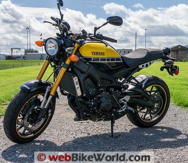 Yamaha XSR900