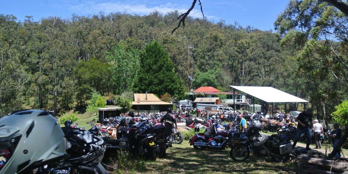 Save the Oxley protestors await result highway ripple