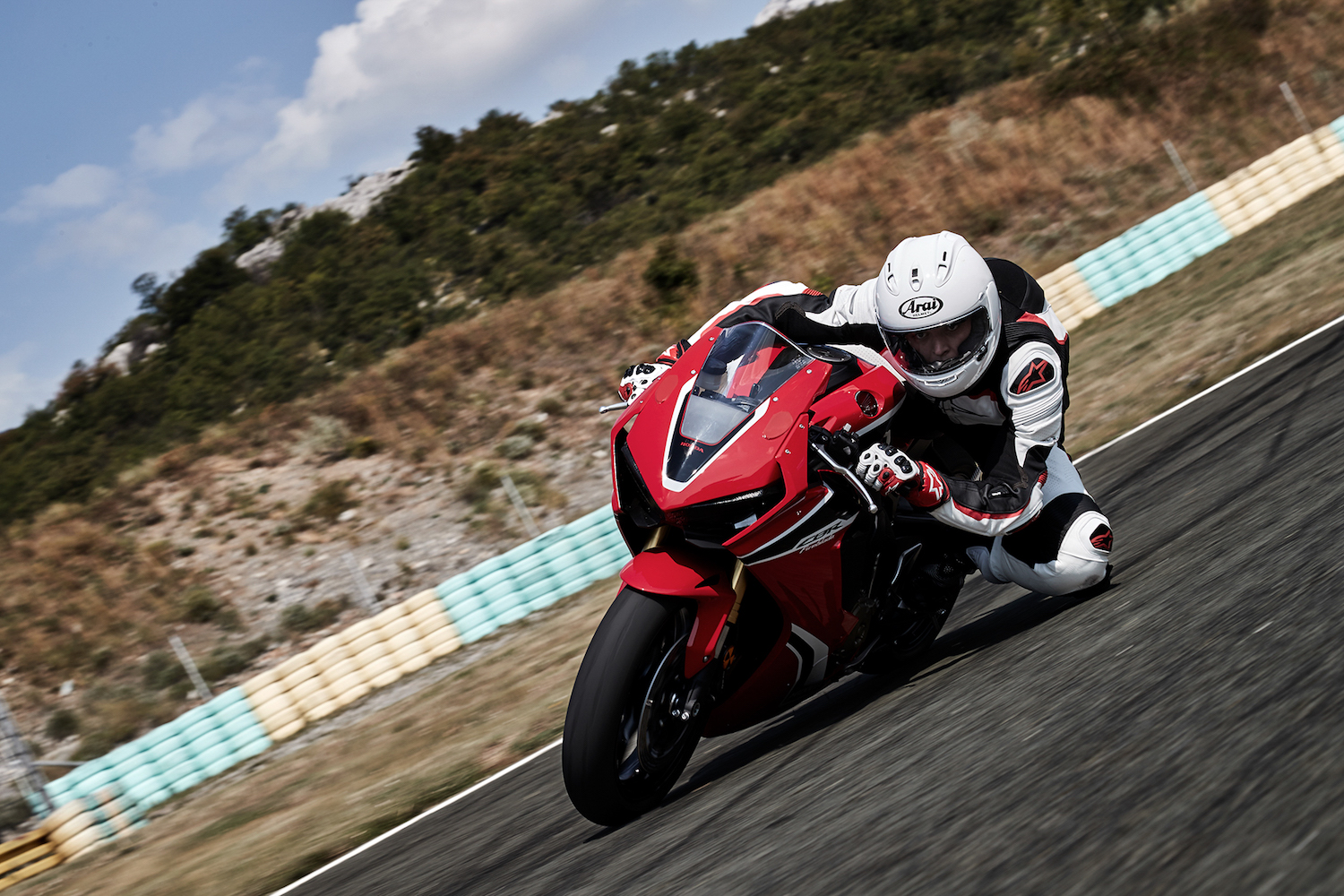 Honda announces 2017 Fireblade prices webBikeWorld