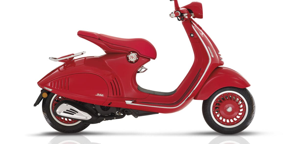 Vespa 946 Red