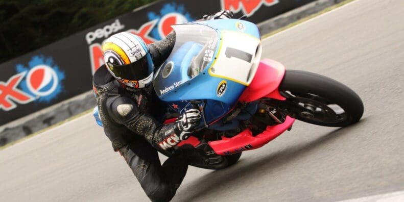 Britten laps at Phillip Island Classic