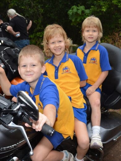 Kids children Don’t ever sit on another rider’s bike Jump Start beginner child age minimum