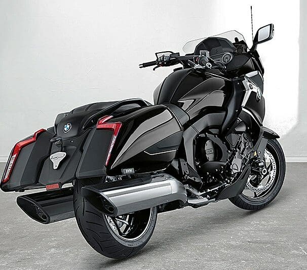 BMW K 1600 B bagger confirms