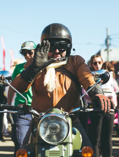 Throttle Roll Street Party hipsters buying