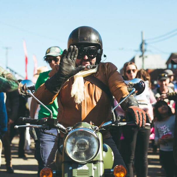 Throttle Roll Street Party hipsters buying