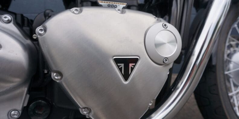 2017 Triumph Bonneville T100 review Triumph Motorcycles increasing stream
