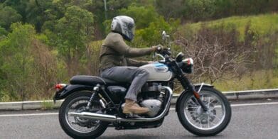 2017 Triumph Bonneville T100 review