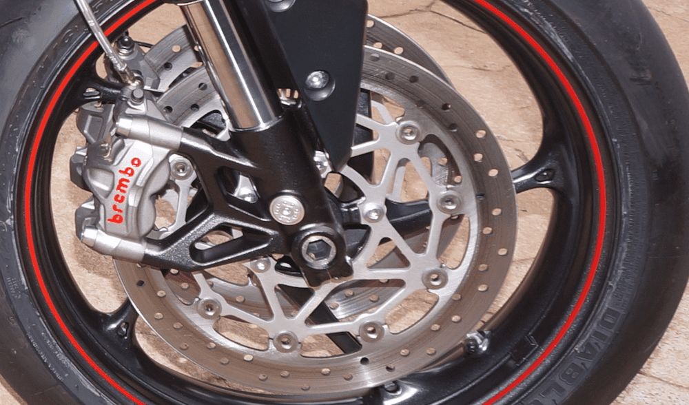 Triumph Street Triple RS brembo brakes