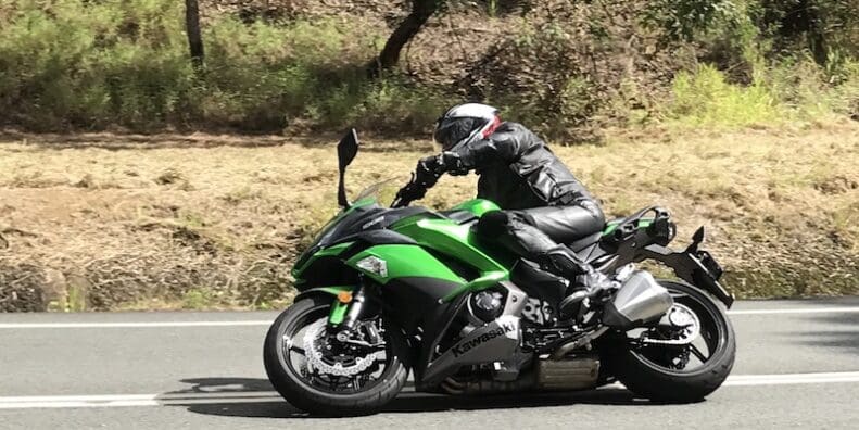 Kawasaki Ninja 1000 - July