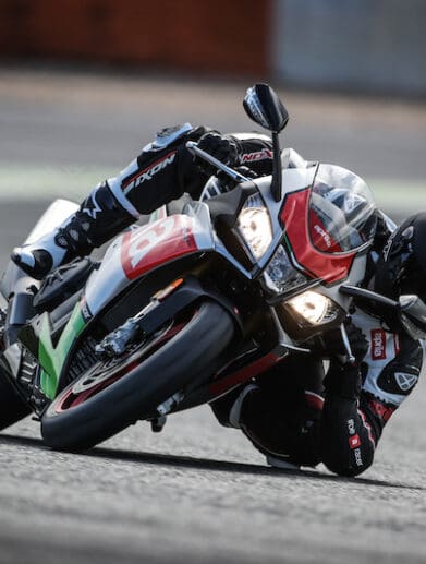 2017 Aprilia RSV4 RF