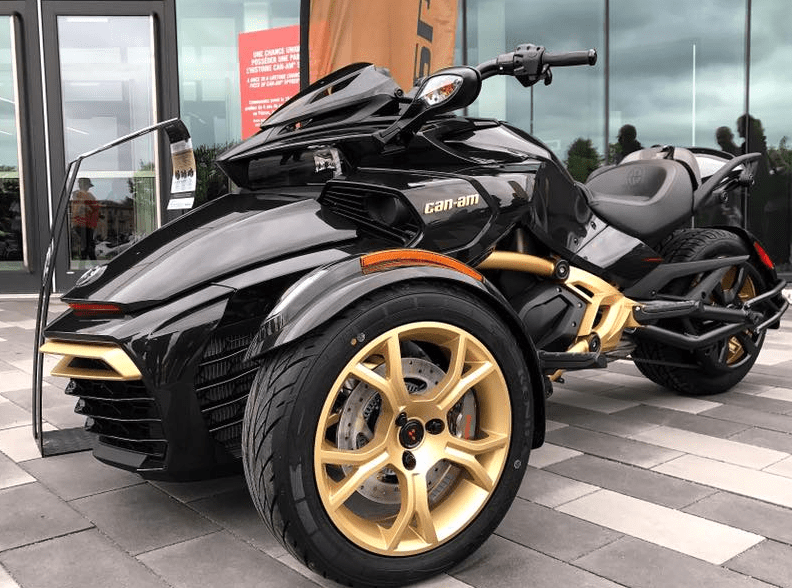 Can-Am Spyder 10th anniversary