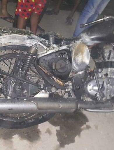 Royal Enfield Classic 350 catches fire