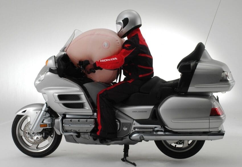 Honda Goldwing GL1800 airbag radical Goldwings incentive smaller