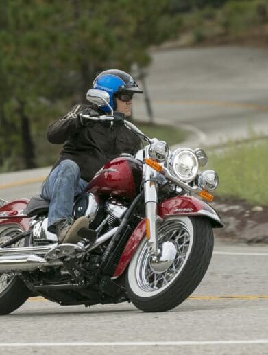 Harley-Davidson Softail Deluxe modern