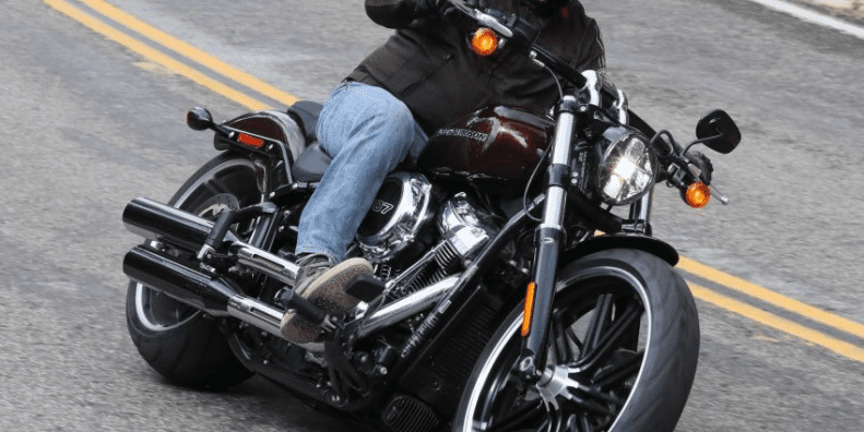 2018 Harley-Davidson Softail Breakout boy