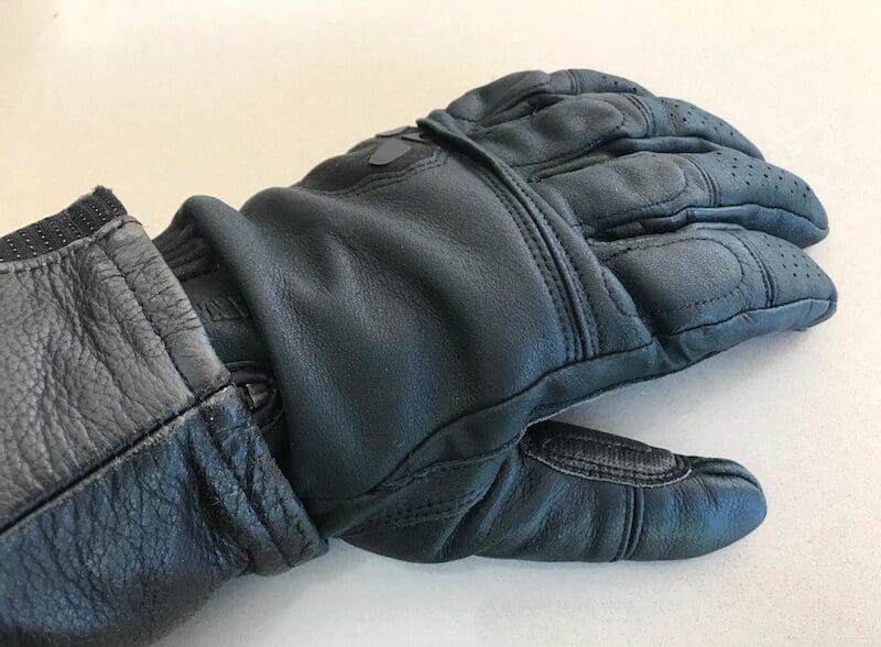 Admiral Under-Cuff Gauntlet motorcycle gloves