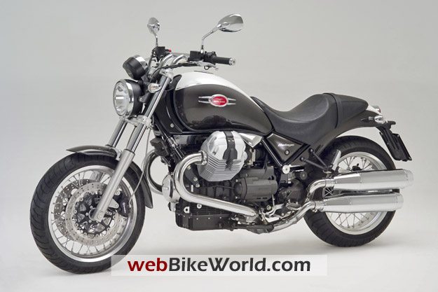 2009 Moto Guzzi Bellagio - Left Front