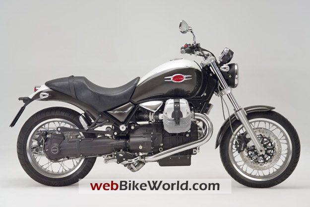 2009 Moto Guzzi Bellagio - Right Side