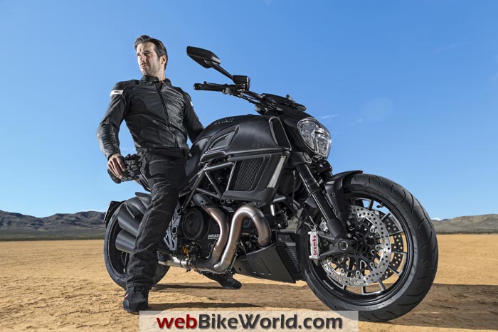 2015 Ducati Diavel With Rider