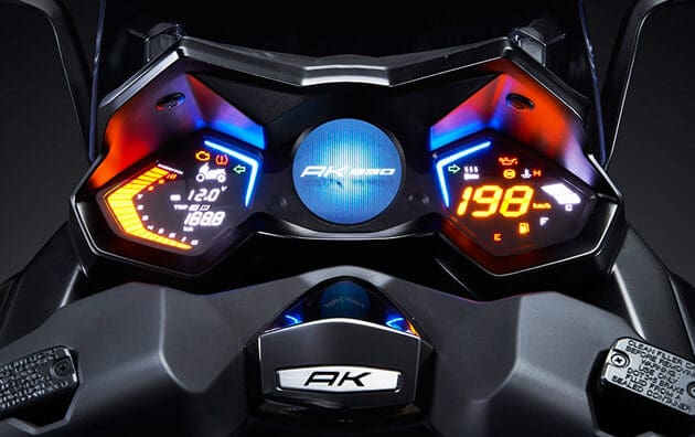 Kymco AK550 Dash distracted