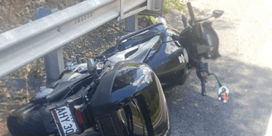 Melting tar claims first crash victim Mt Glorious weekend severe Light roads could fix melting tar Los Angelese