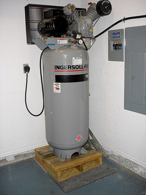 Ingersoll Rand Air Compressor