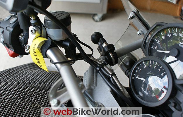 Garmin zumo 660 Mounted on Handlebar