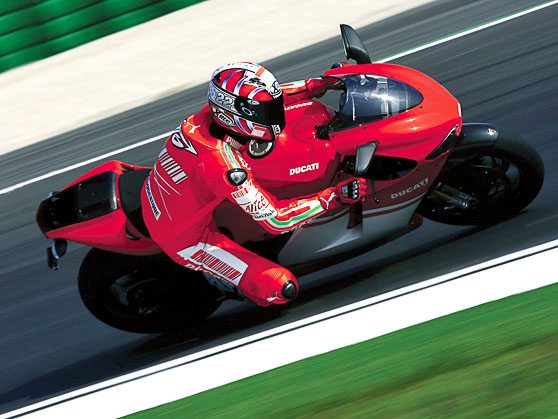 Ducati Desmosedici RR - On Track