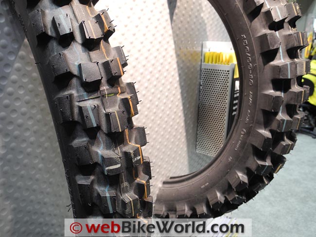 Dunlop D606 Front Tire