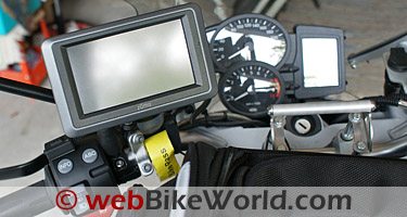 Garmin zumo Installation Part 7 - webBikeWorld