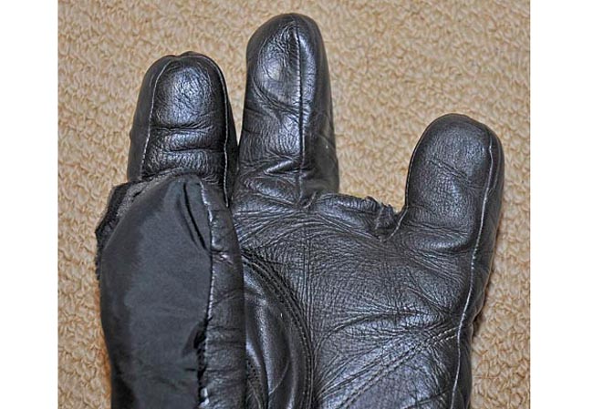 glove.jpg