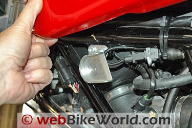 How To: Replacing A Failed Gas Tank Lining – The Bikers Garage