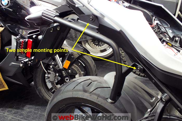 SHAD 3P Mounting Rack on BMW S1000XR