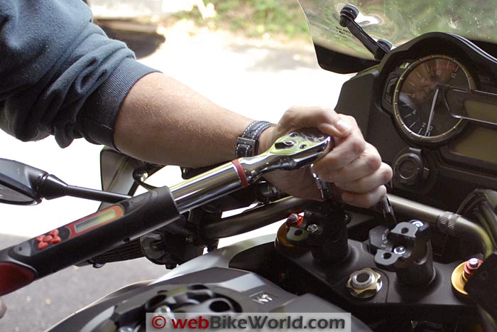 Torque Wrench on Bar Back Bar Risers