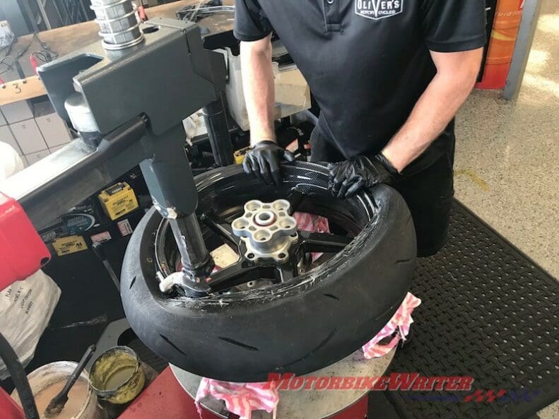 Do carbon wheels match hype? webBikeWorld