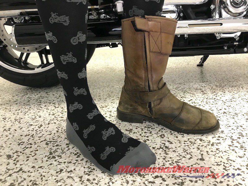 Motochic compression socks