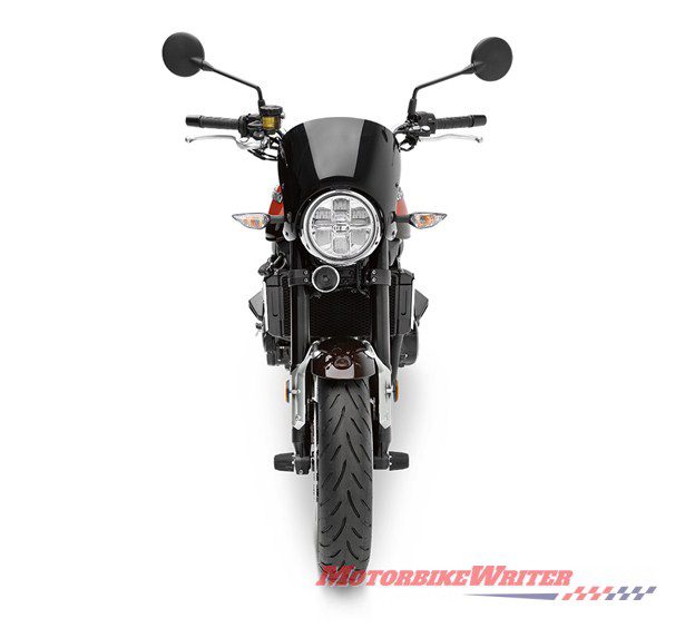 Kawasaki Z900RS accessories