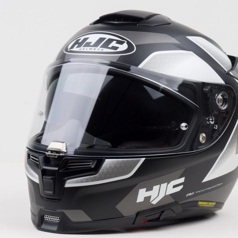 Helmet Preview The New Shoei Neotec II webBikeWorld