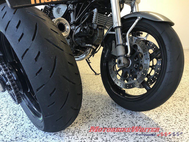 Motorcycle tyres